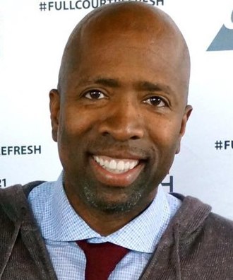 330px kenny smith crop (cropped)